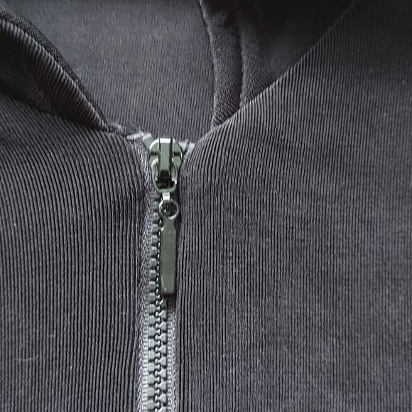 Marallis Collection Long Sleeved Zip Up Sweater - Picture 4 of 6